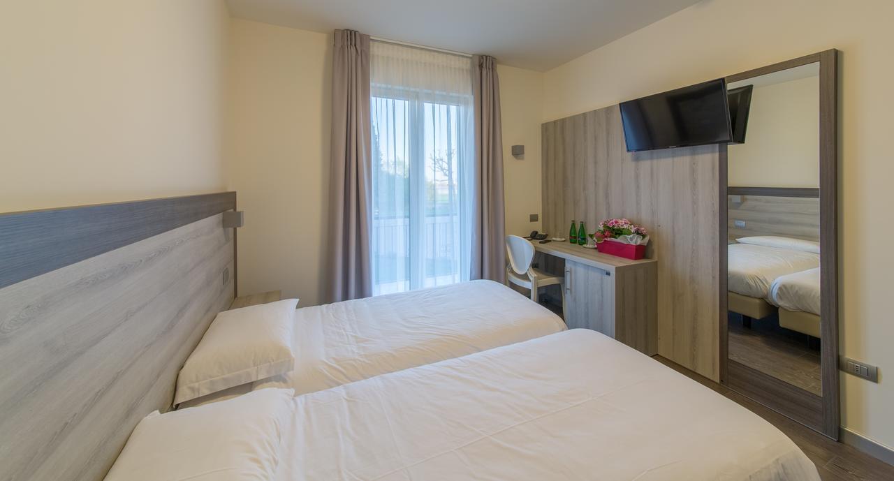 Hotel Panineria Colombera Rossa Brescia Zewnętrze zdjęcie
