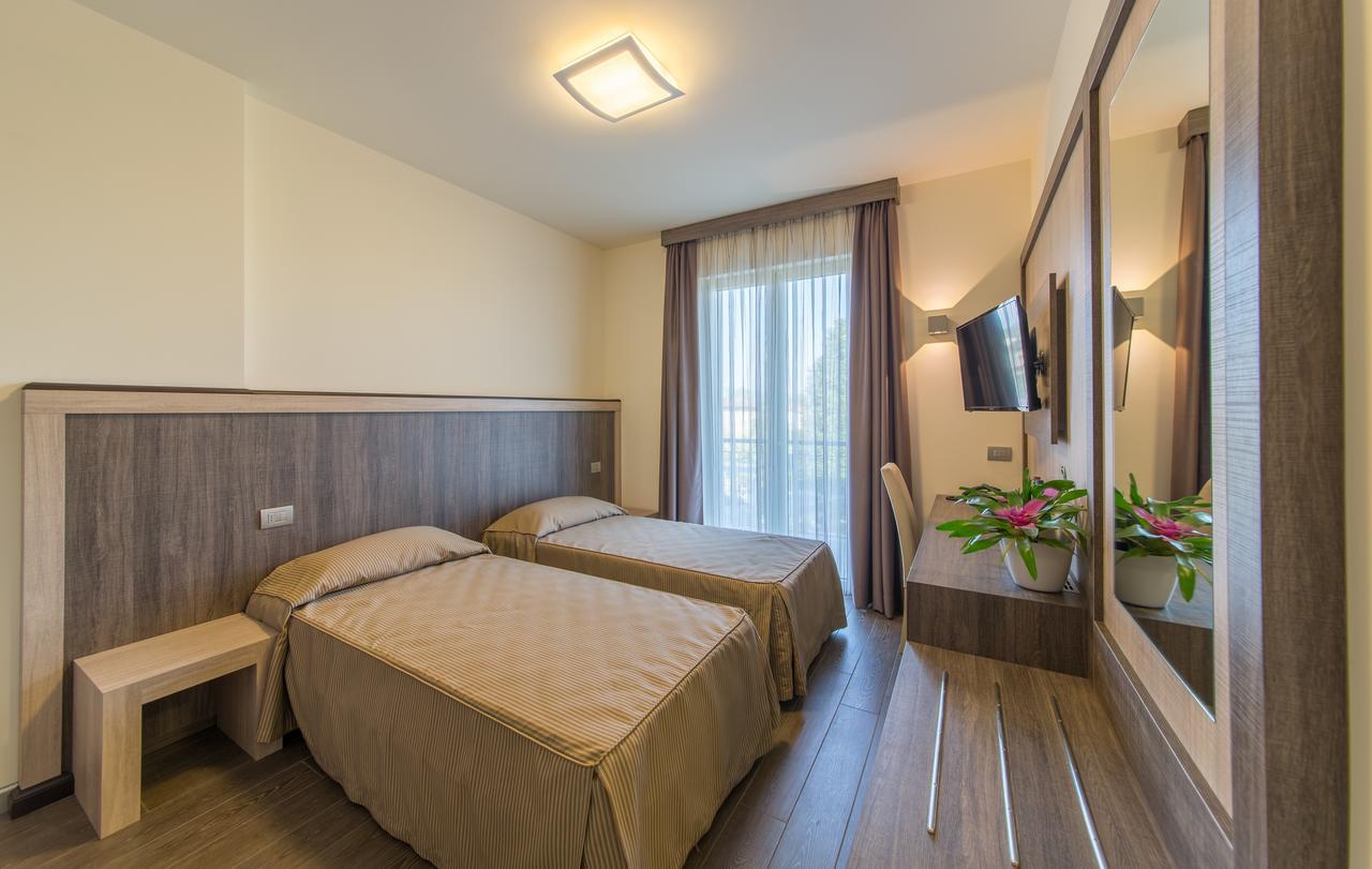 Hotel Panineria Colombera Rossa Brescia Zewnętrze zdjęcie