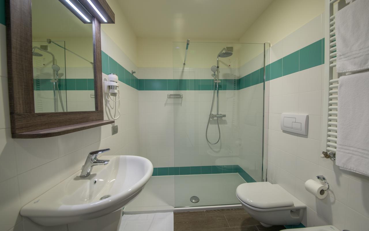 Hotel Panineria Colombera Rossa Brescia Zewnętrze zdjęcie